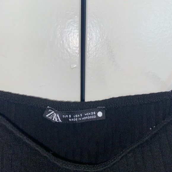 Zara Ribbed Black Crop Top - Picture 2 of 2